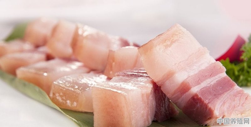 汨罗祖传的腊肉腌制是：斤肉三钱盐。你们那里呢 - 中国养殖网